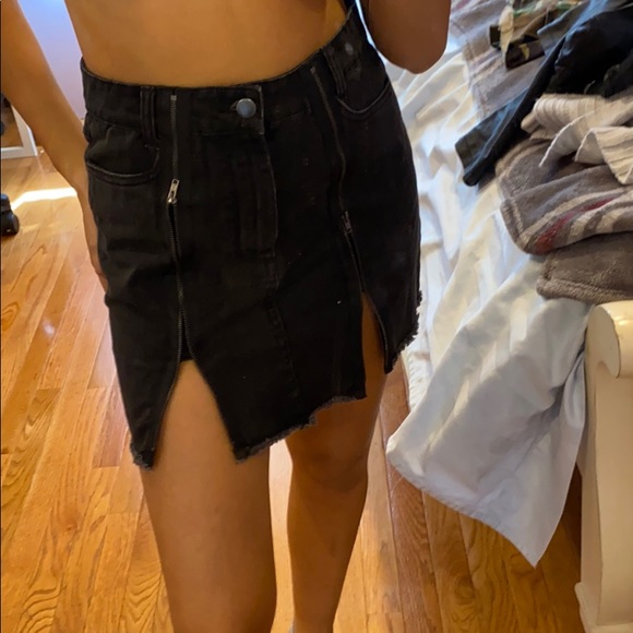 Skirt - Picture 1 of 4